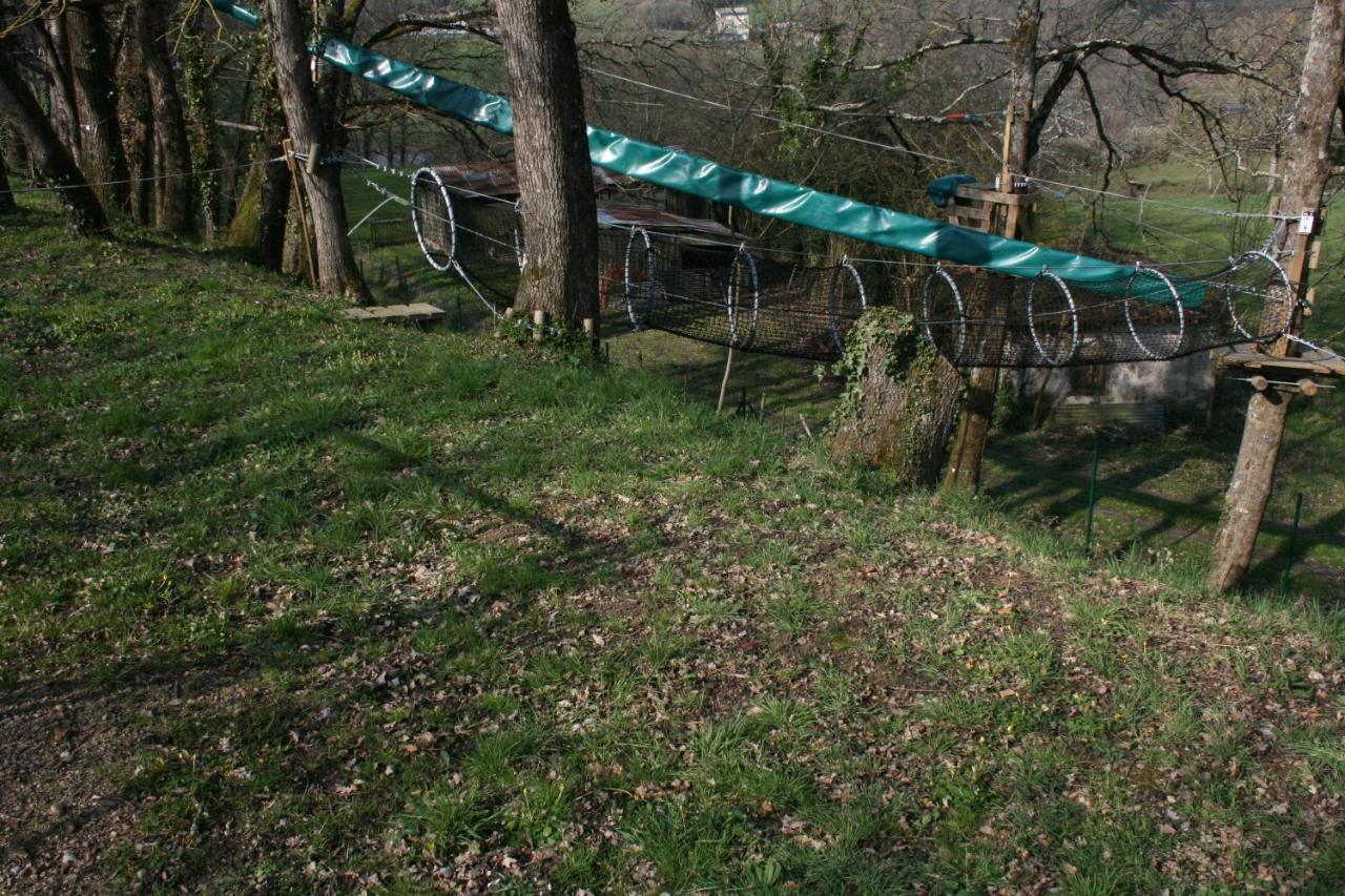 The Petite Chalet Chambre D'Hotes L'Isle-Jourdain  المظهر الخارجي الصورة