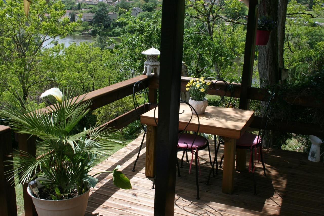 The Petite Chalet Chambre D'Hotes L'Isle-Jourdain  المظهر الخارجي الصورة