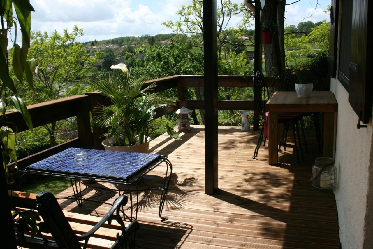 The Petite Chalet Chambre D'Hotes L'Isle-Jourdain  المظهر الخارجي الصورة